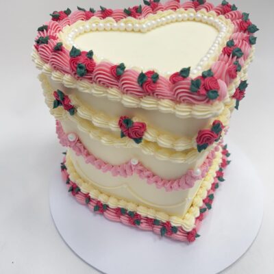 Pearl & Rose Heart Cake